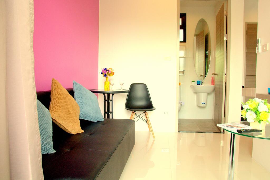 Dusit Naka Place Phuket Стая снимка