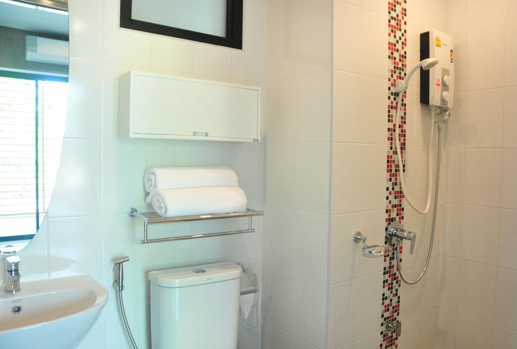 Dusit Naka Place Phuket Стая снимка