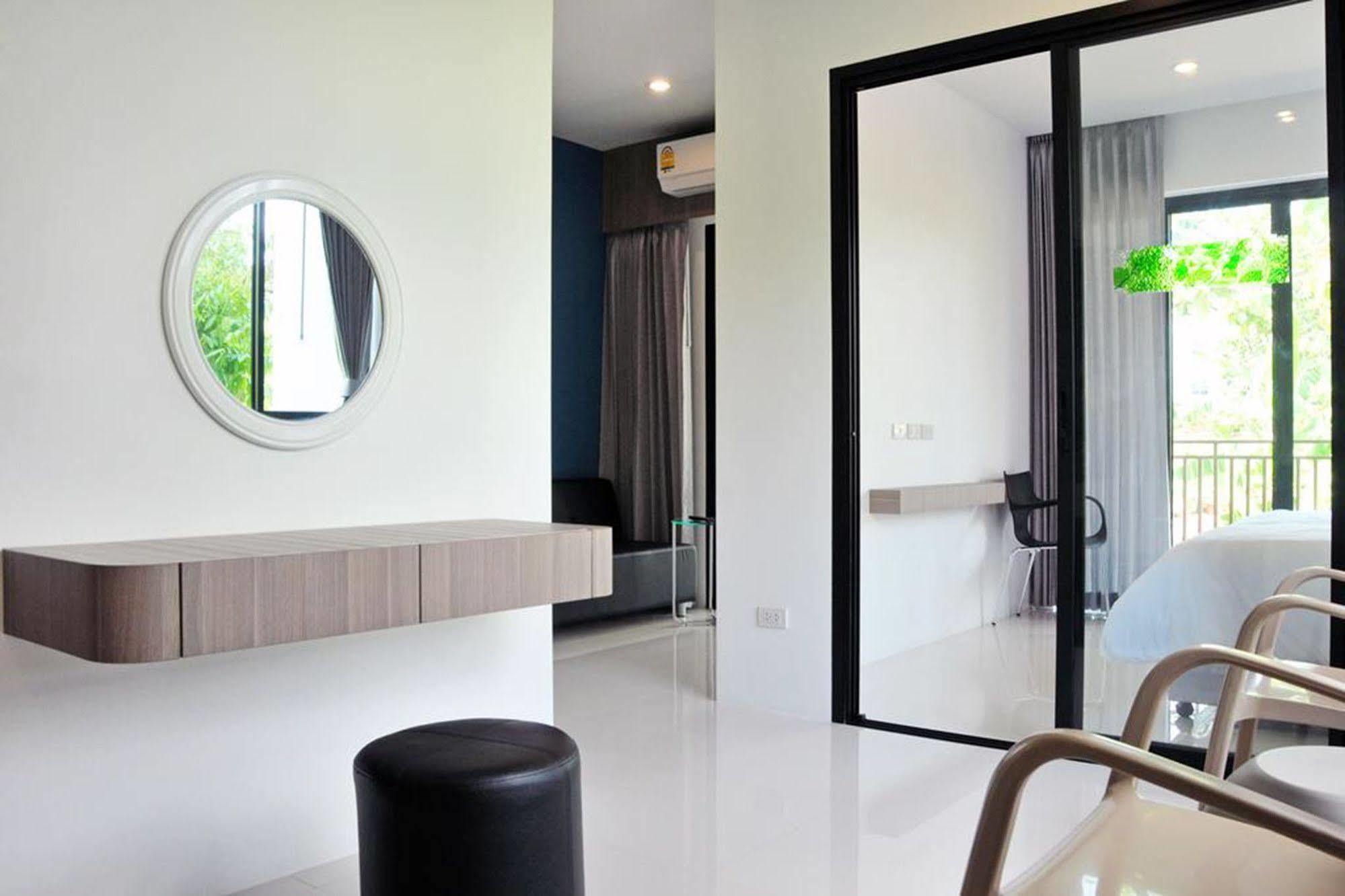 Dusit Naka Place Phuket Екстериор снимка