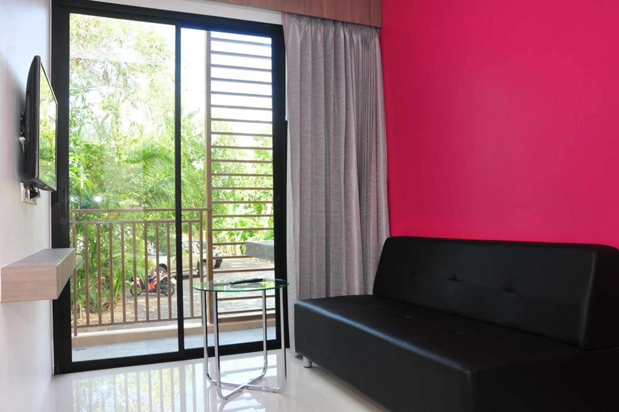 Dusit Naka Place Phuket Екстериор снимка