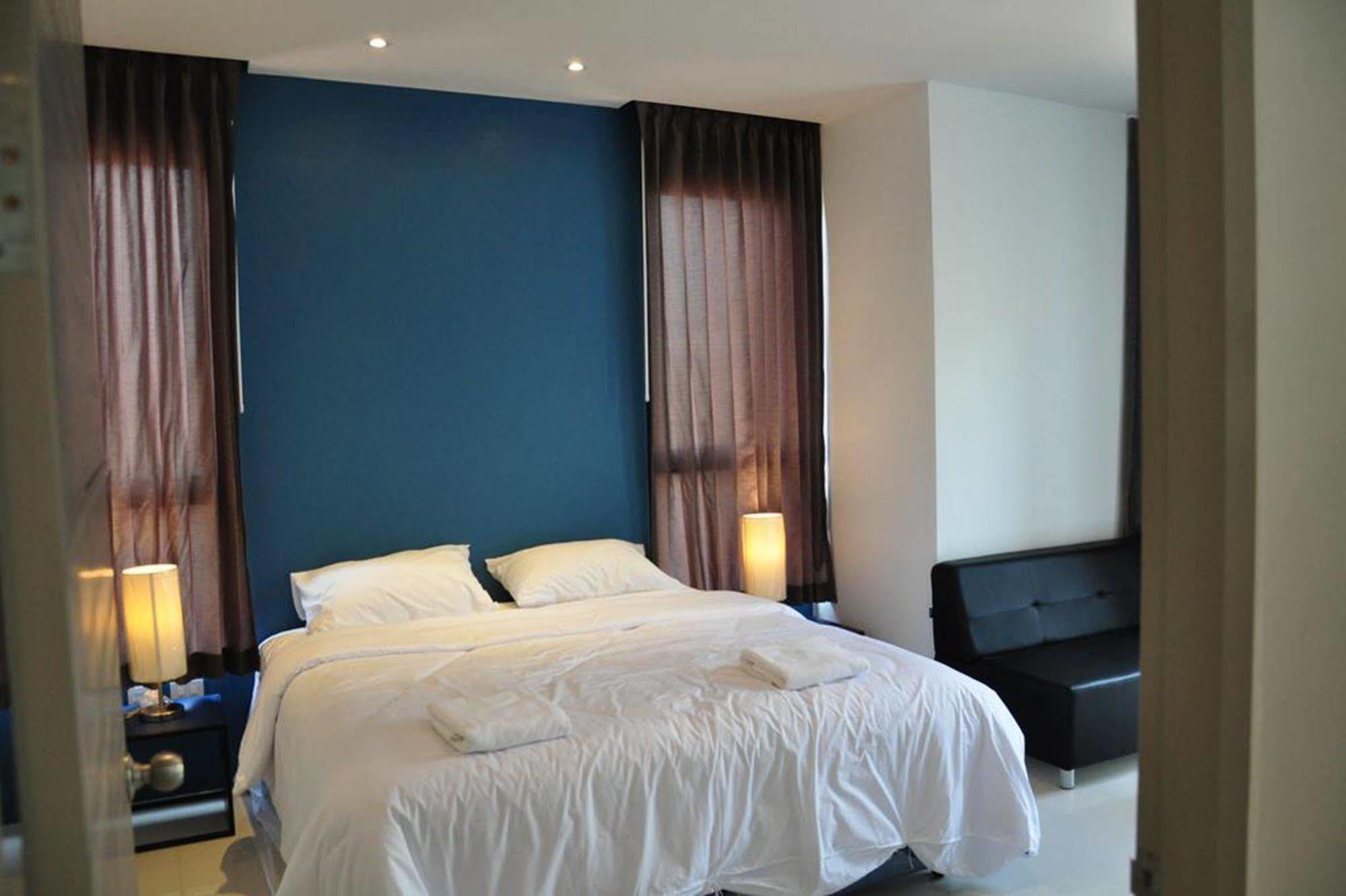 Dusit Naka Place Phuket Екстериор снимка