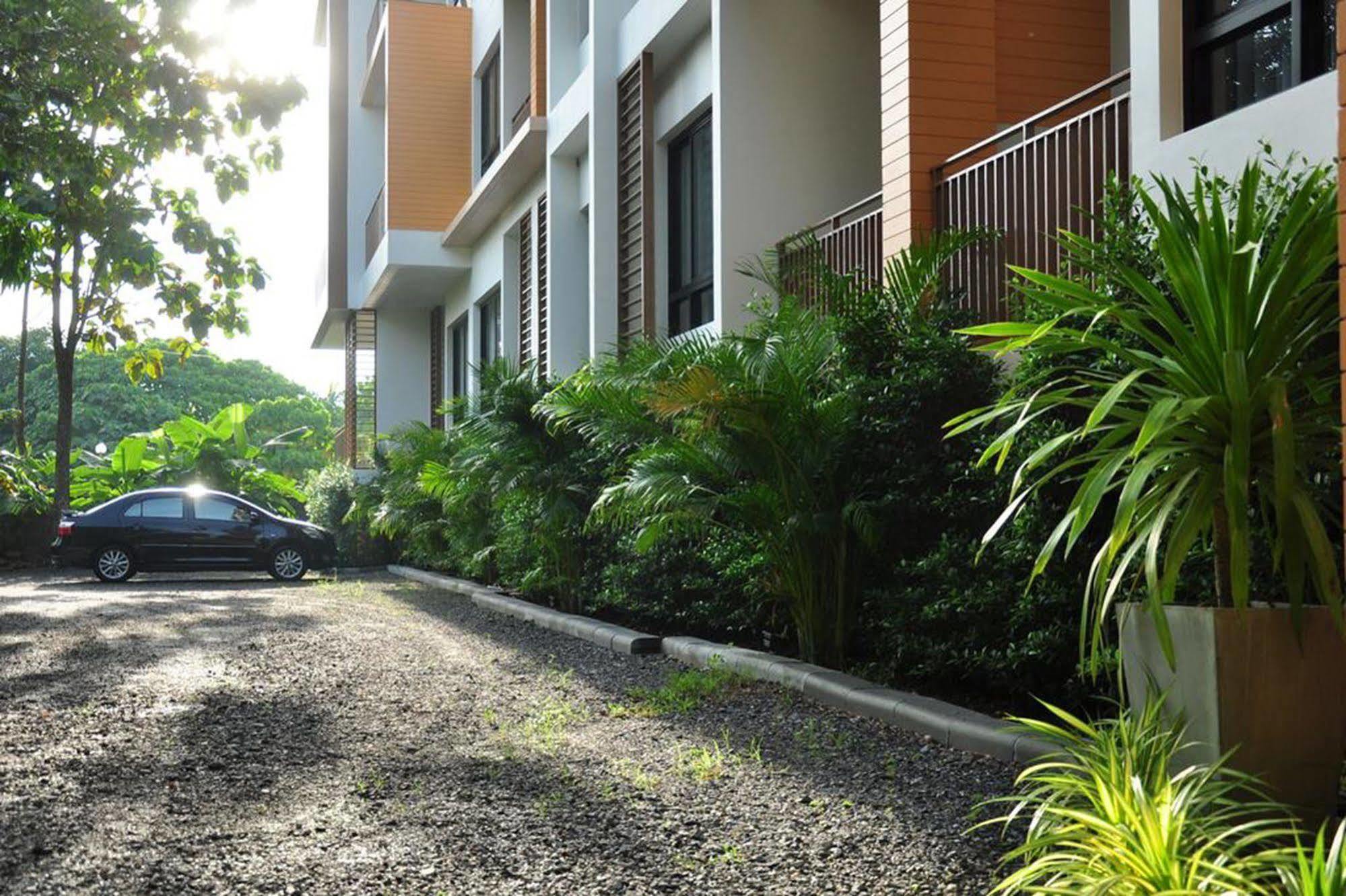 Dusit Naka Place Phuket Екстериор снимка